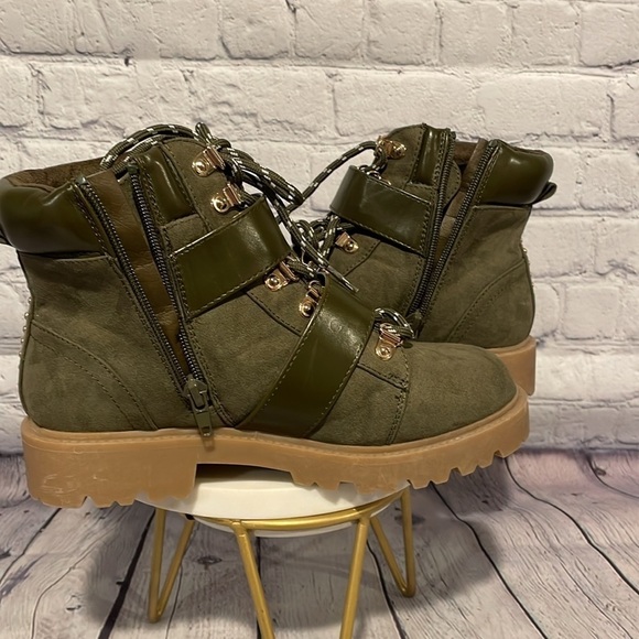 ASOS army, green and gold boots size 6 wide - Picture 3 of 6